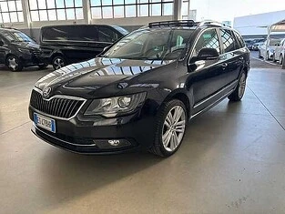 Skoda Superb ELEGANCE/4X4/AUTO/PANORAMA