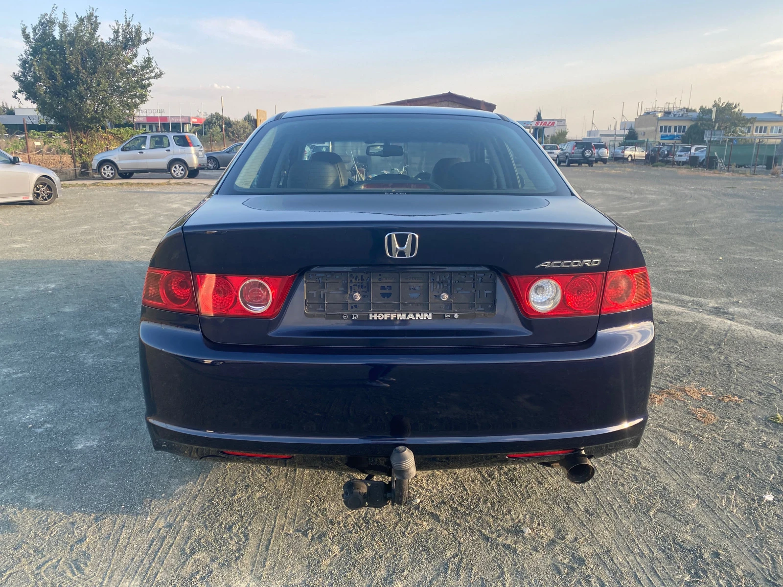 Honda Accord 2.0 - изображение 5