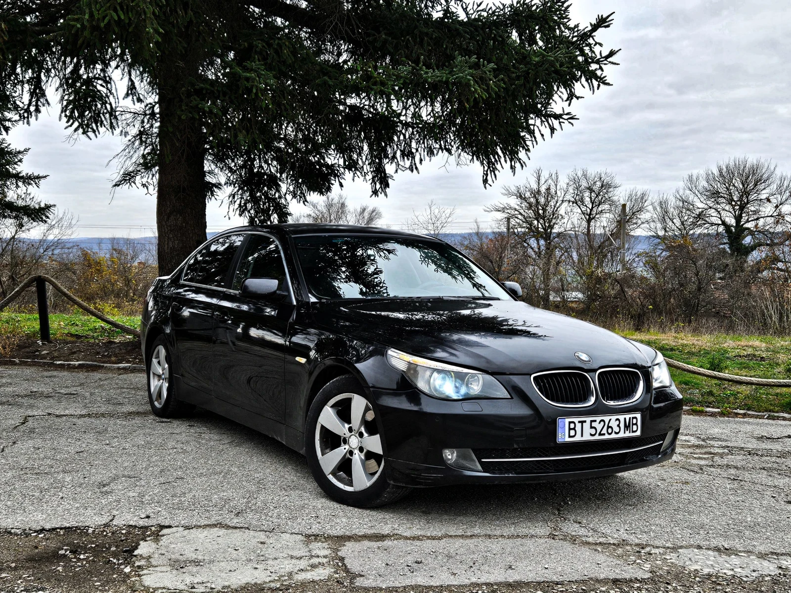 BMW 530 Individual = X-Drive = ШВЕЙЦАРИЯ= КОМФОРТЕН САЛОН. - изображение 3