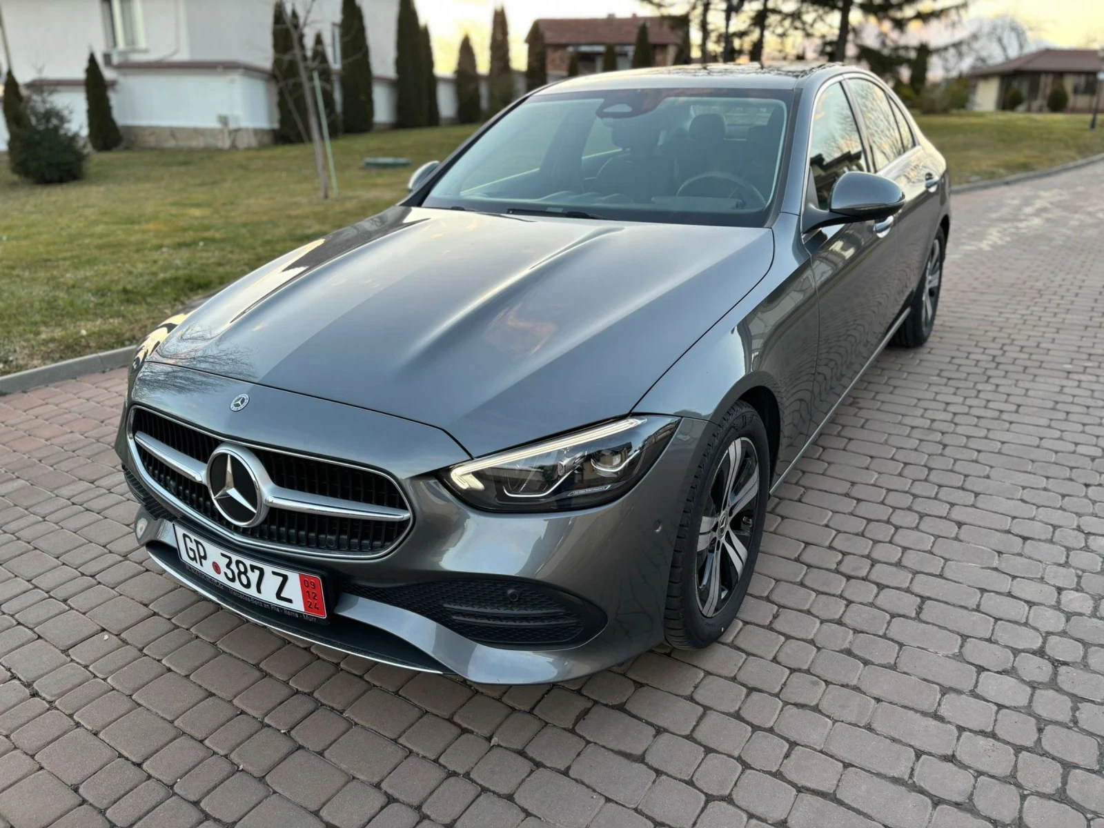 Mercedes-Benz C 220 Хибрид/Дизел 46000км! В гаранция! - изображение 3