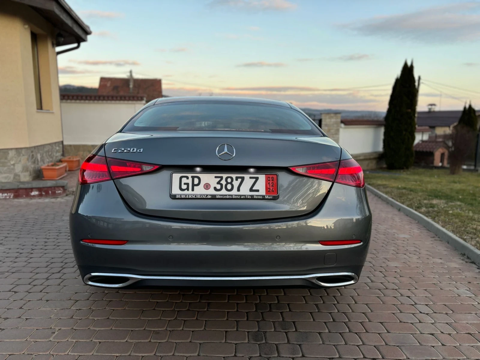 Mercedes-Benz C 220 Хибрид/Дизел 46000км! В гаранция! - изображение 4