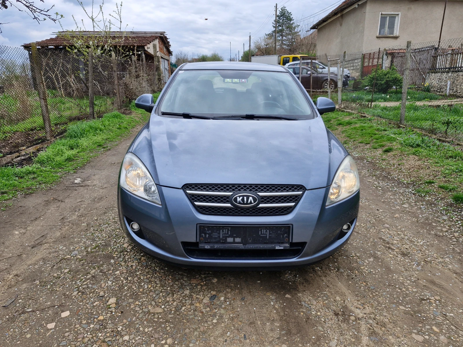 Kia Ceed 1.6CRDI  - изображение 2