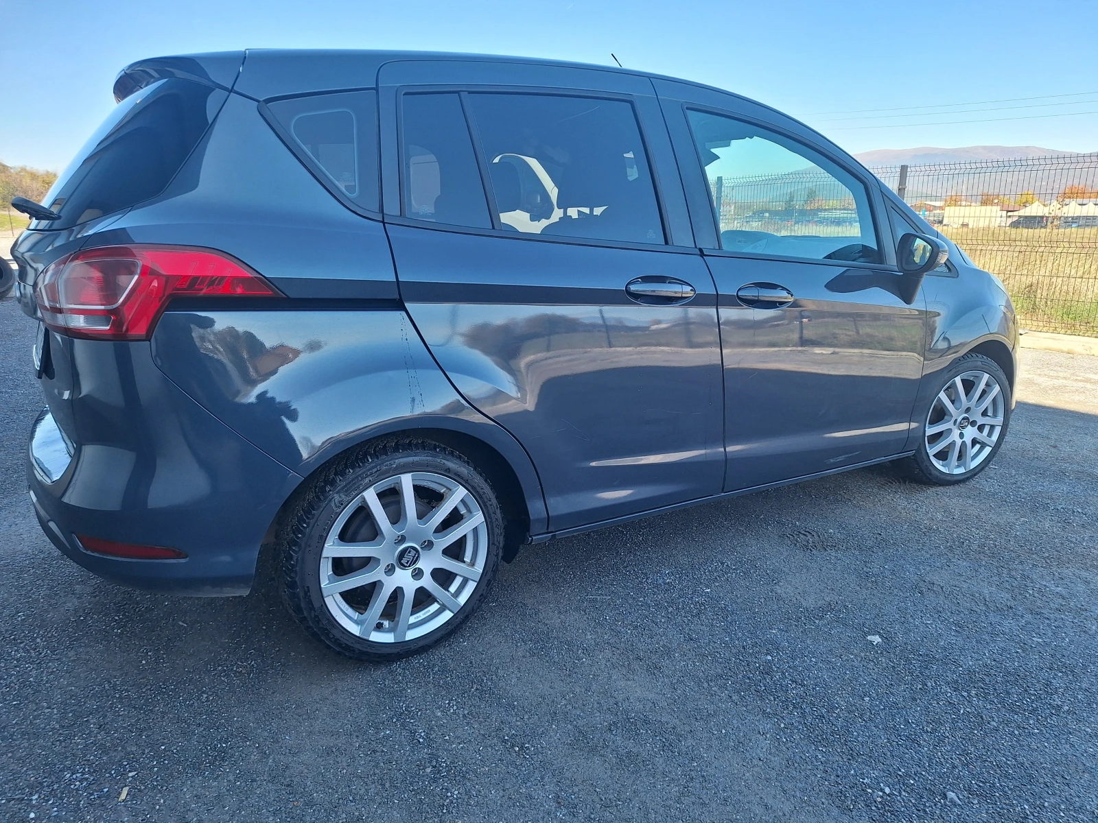 Ford B-Max 1.4i+ gas - изображение 3