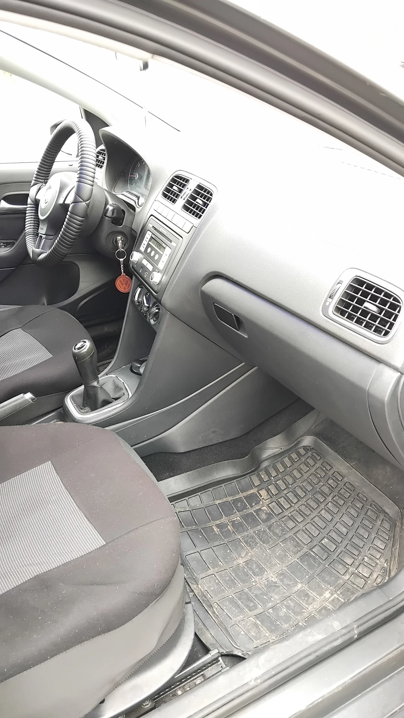 VW Polo  - изображение 8