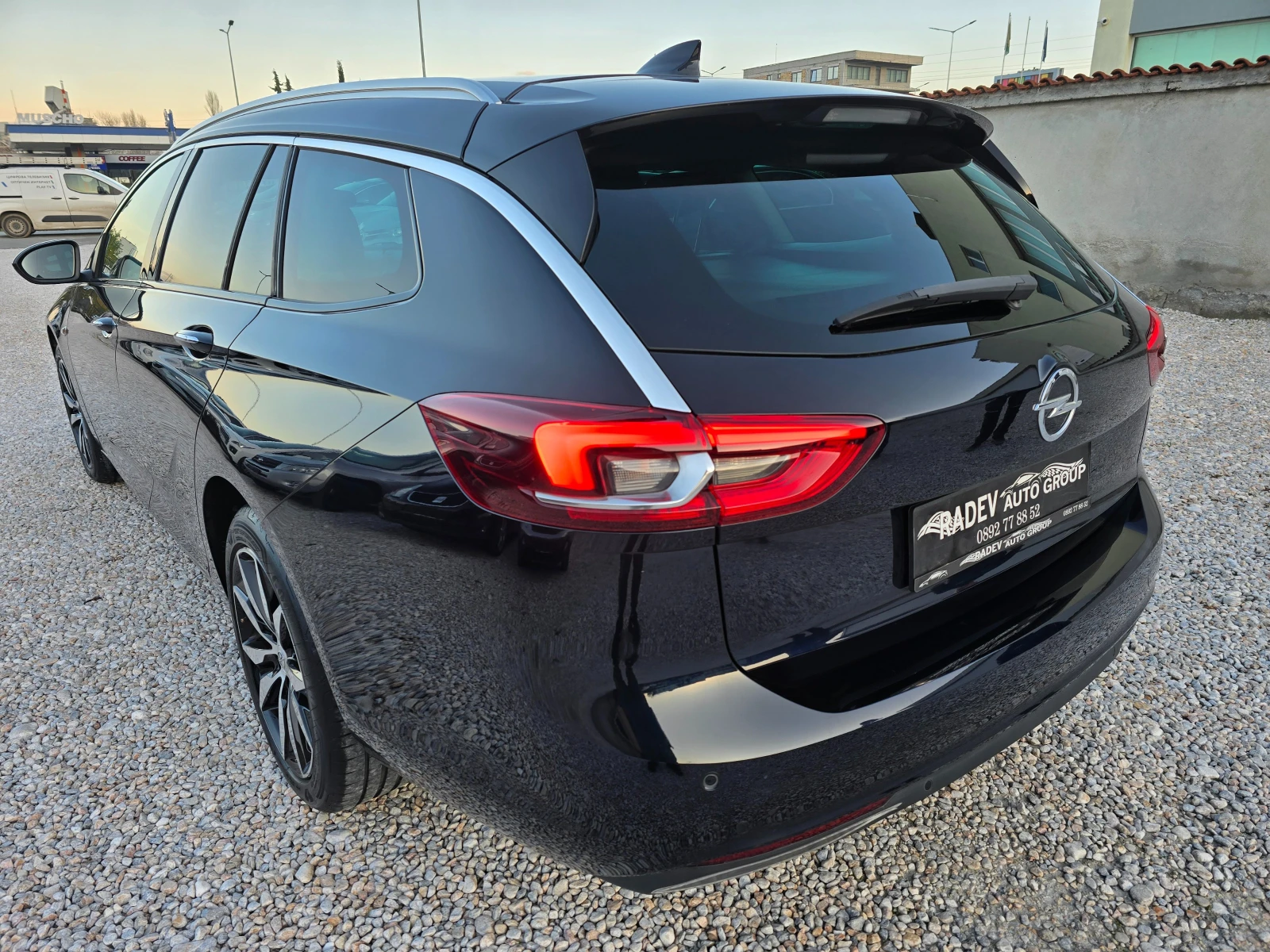 Opel Insignia 2.0CDTI COSMO/SPORTS TOURER/ - изображение 2