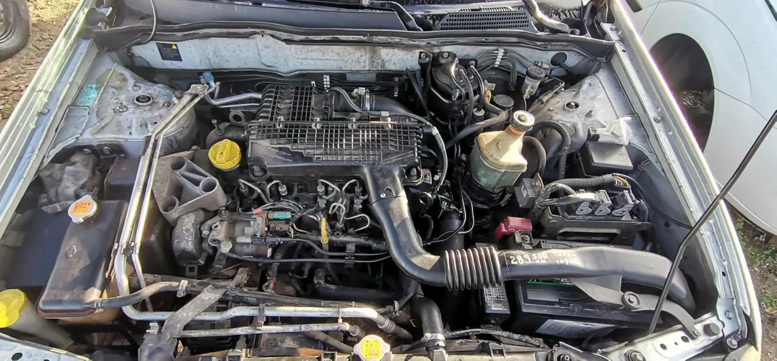 Nissan Almera 1.5 - изображение 6