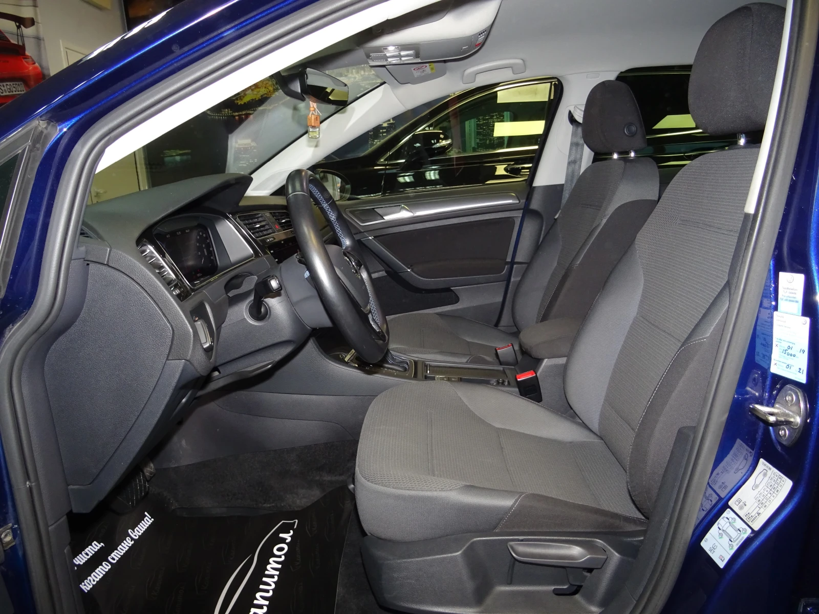 VW Golf E-GOLF 36KW 136КС - изображение 7