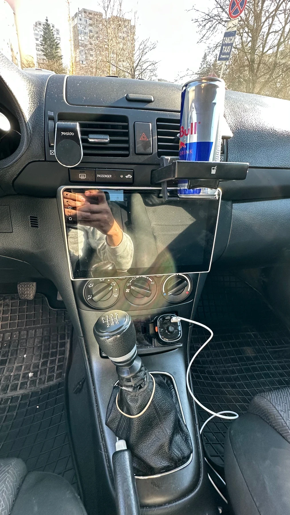 Toyota Avensis 2.2 D4D, снимка 6 - Автомобили и джипове - 53757070