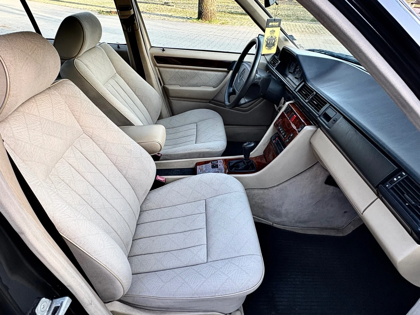 Mercedes-Benz 124 2.5 турбо дизел , снимка 10 - Автомобили и джипове - 53815684