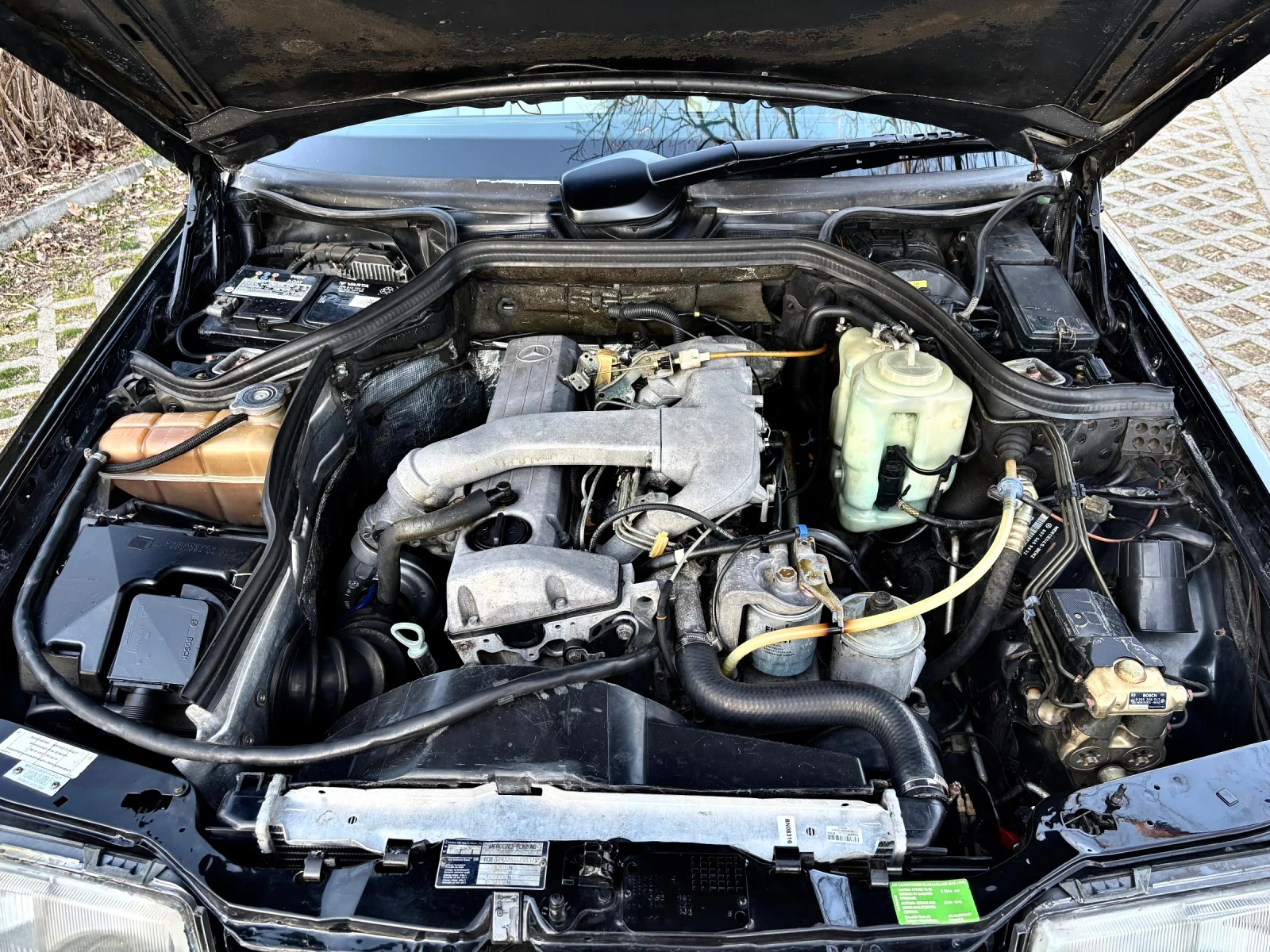 Mercedes-Benz 124 2.5 турбо дизел , снимка 16 - Автомобили и джипове - 53815684