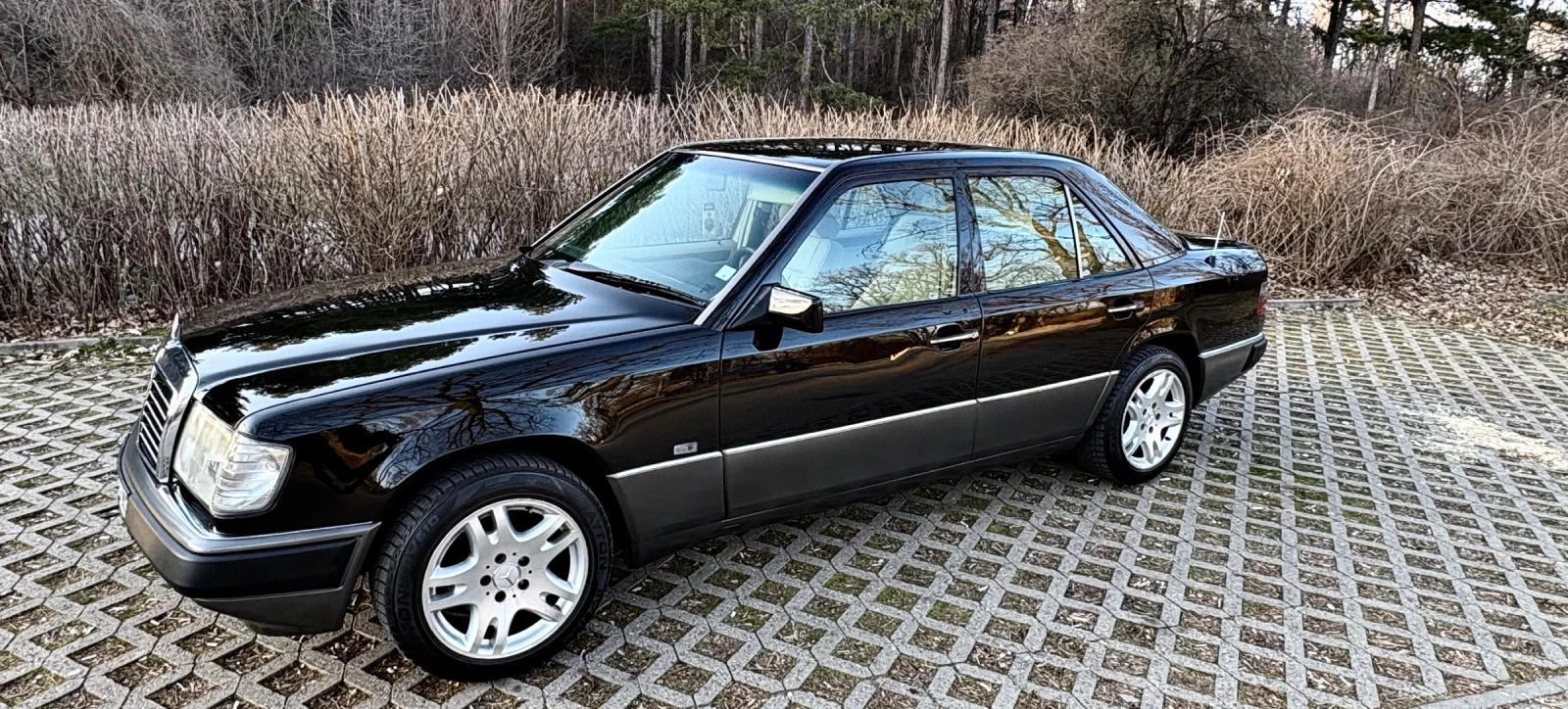 Mercedes-Benz 124 2.5 турбо дизел 