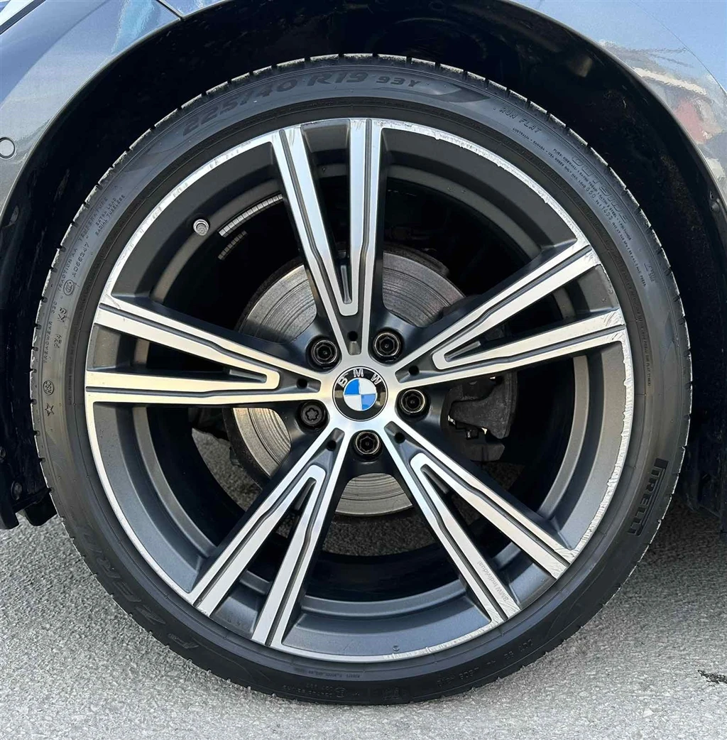 BMW 320 xDrive, снимка 5 - Автомобили и джипове - 53906044