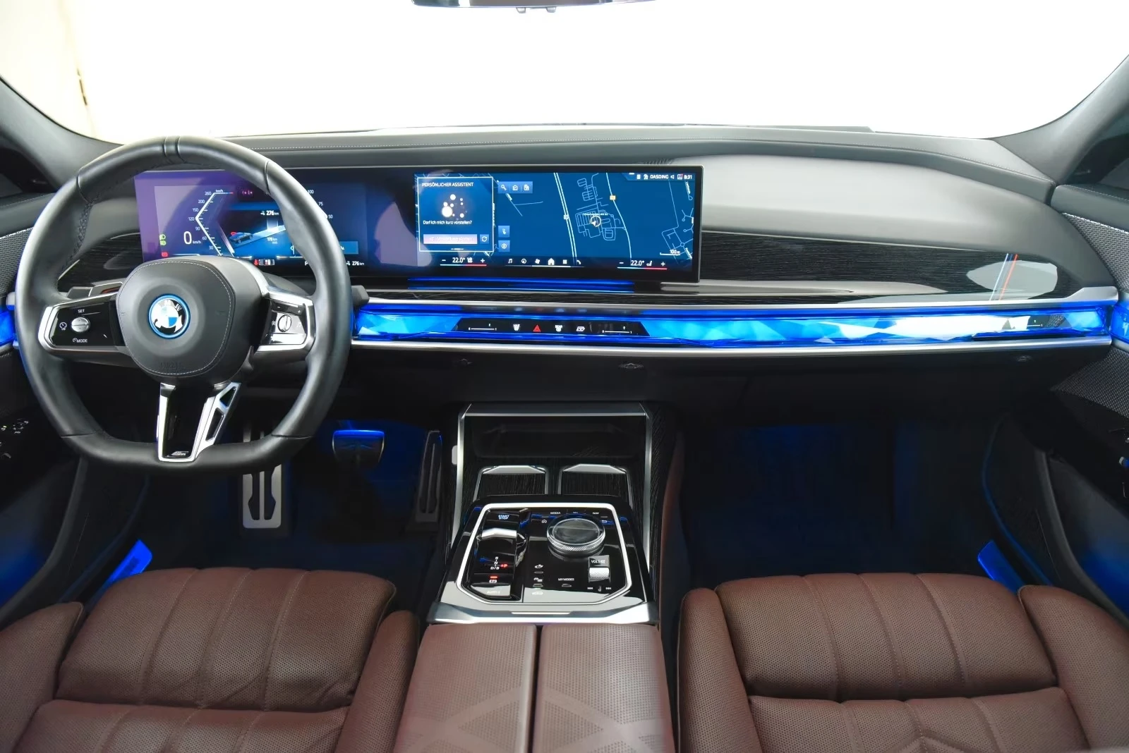 BMW i7 XDRIVE60 M-SPORT PAKET B&W HEAD-UP PANORAMA , снимка 7 - Автомобили и джипове - 53933242