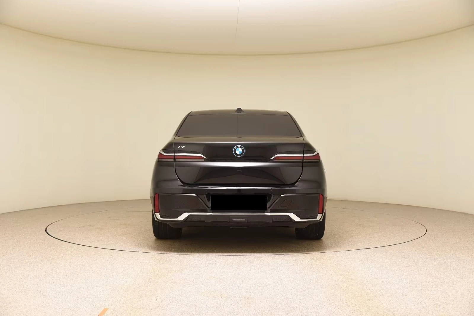 BMW i7 XDRIVE60 M-SPORT PAKET B&W HEAD-UP PANORAMA , снимка 3 - Автомобили и джипове - 53933242