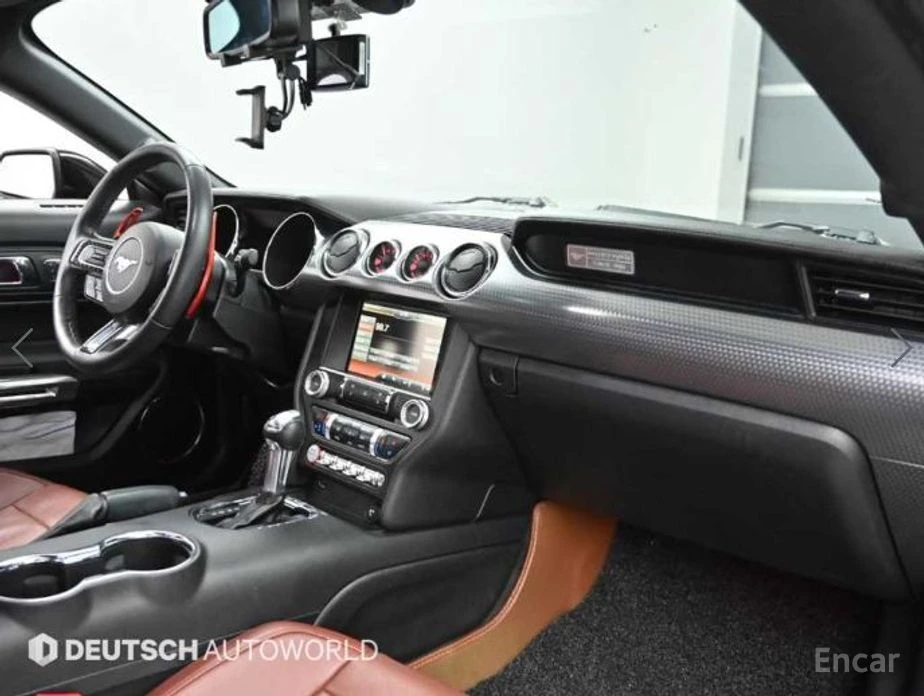 Ford Mustang 2.3 Eco Boost* GT Pack* КОЖА* ОБУДХВАНЕ* NAVI* , снимка 7 - Автомобили и джипове - 53984184