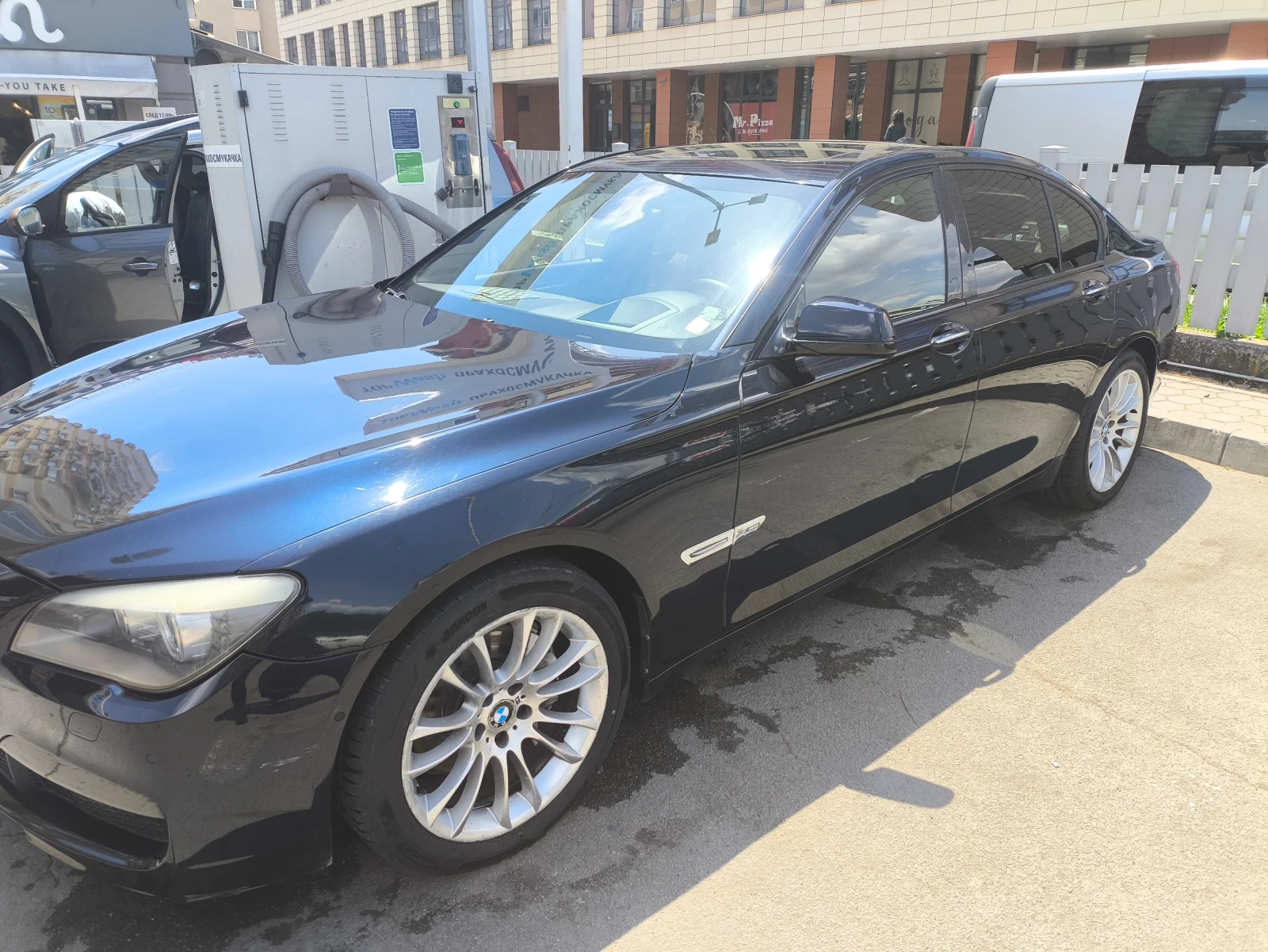 BMW 740 Напа кожа M пакет, снимка 2 - Автомобили и джипове - 54157228