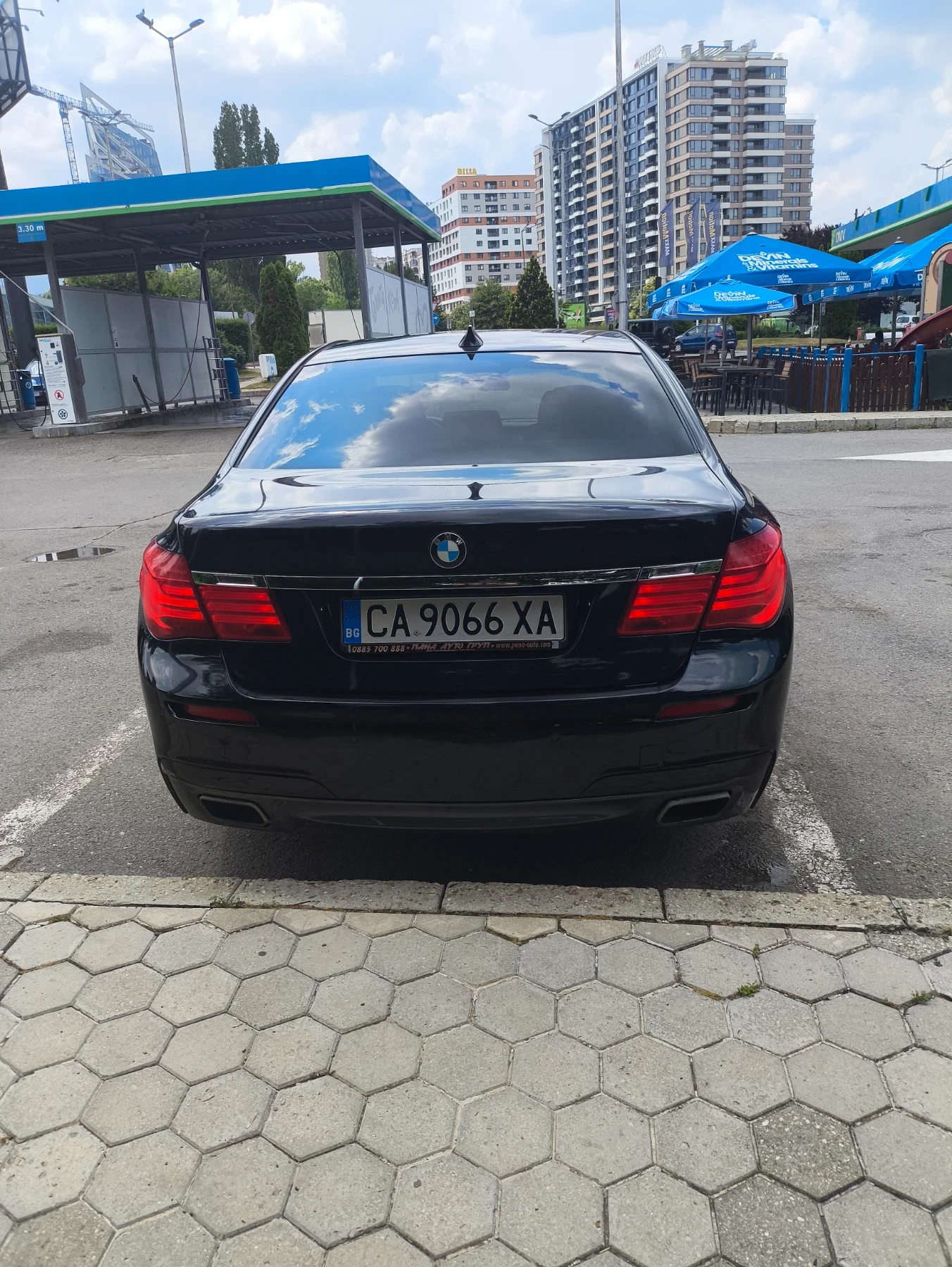 BMW 740 Цена до края на седмицата, снимка 4 - Автомобили и джипове - 55017590