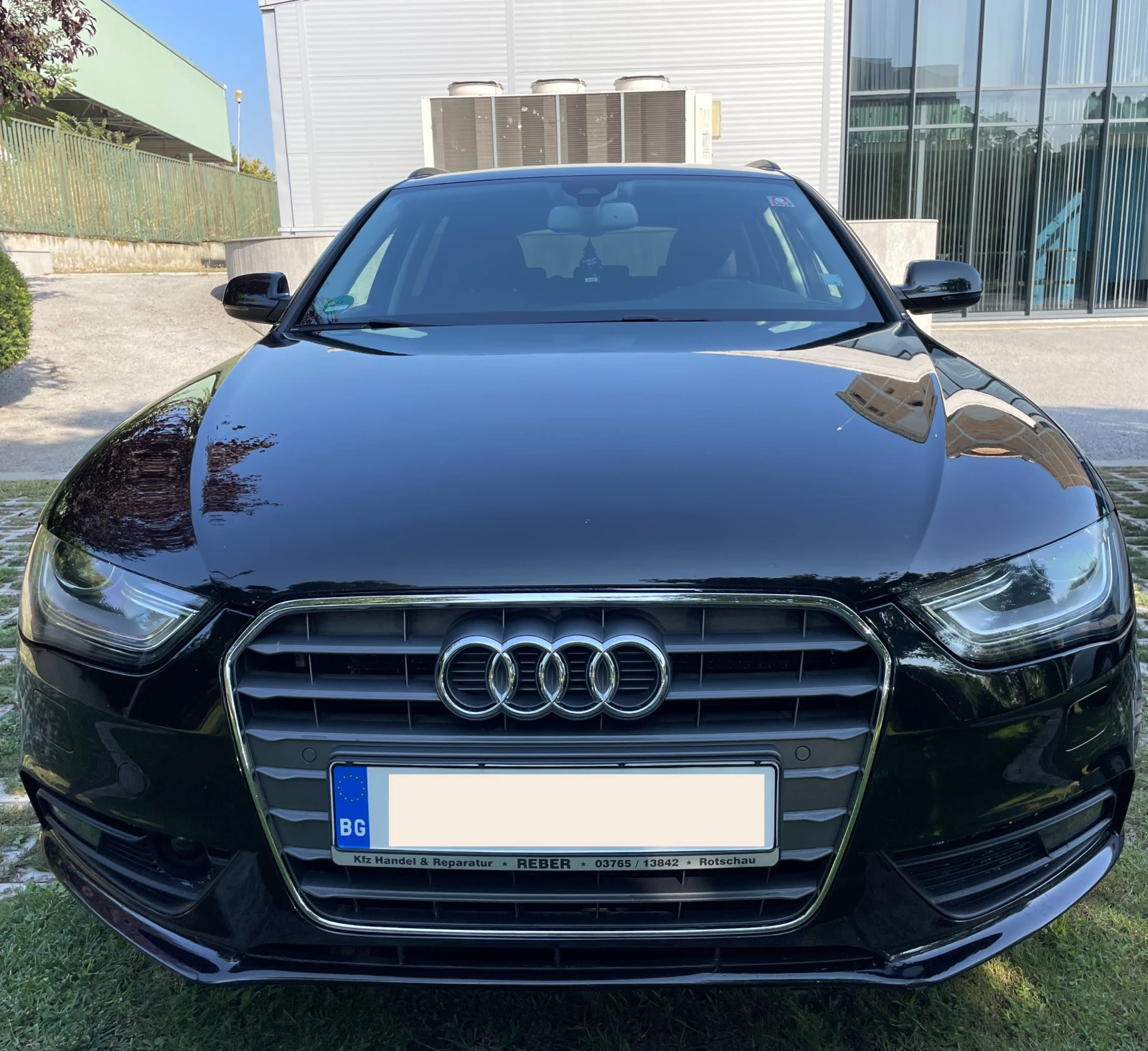 Audi A4 2.0TDI, снимка 12 - Автомобили и джипове - 54802206
