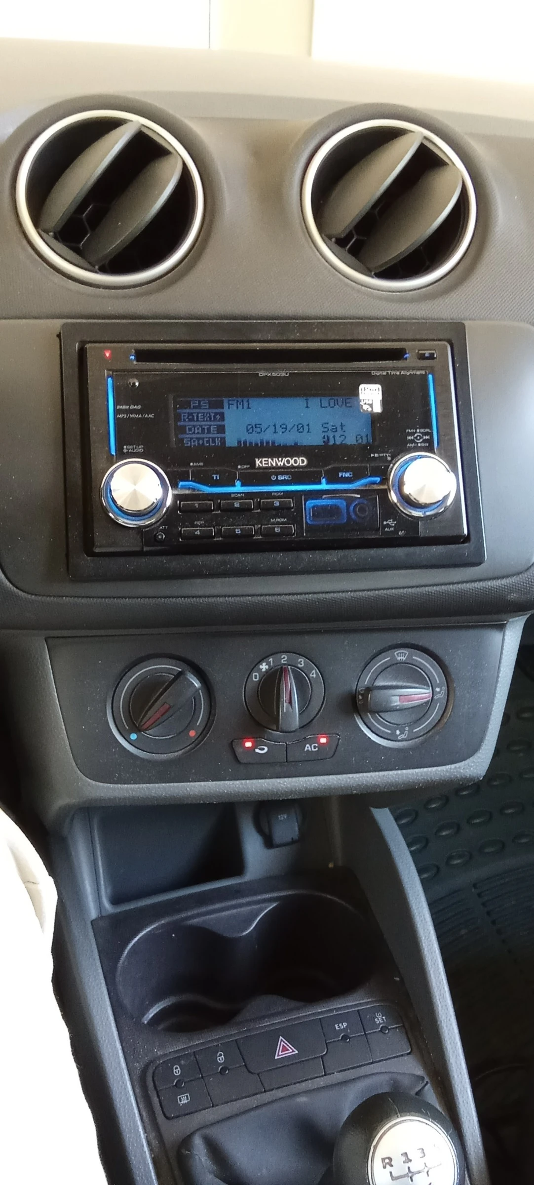 Seat Ibiza, снимка 12 - Автомобили и джипове - 54913783