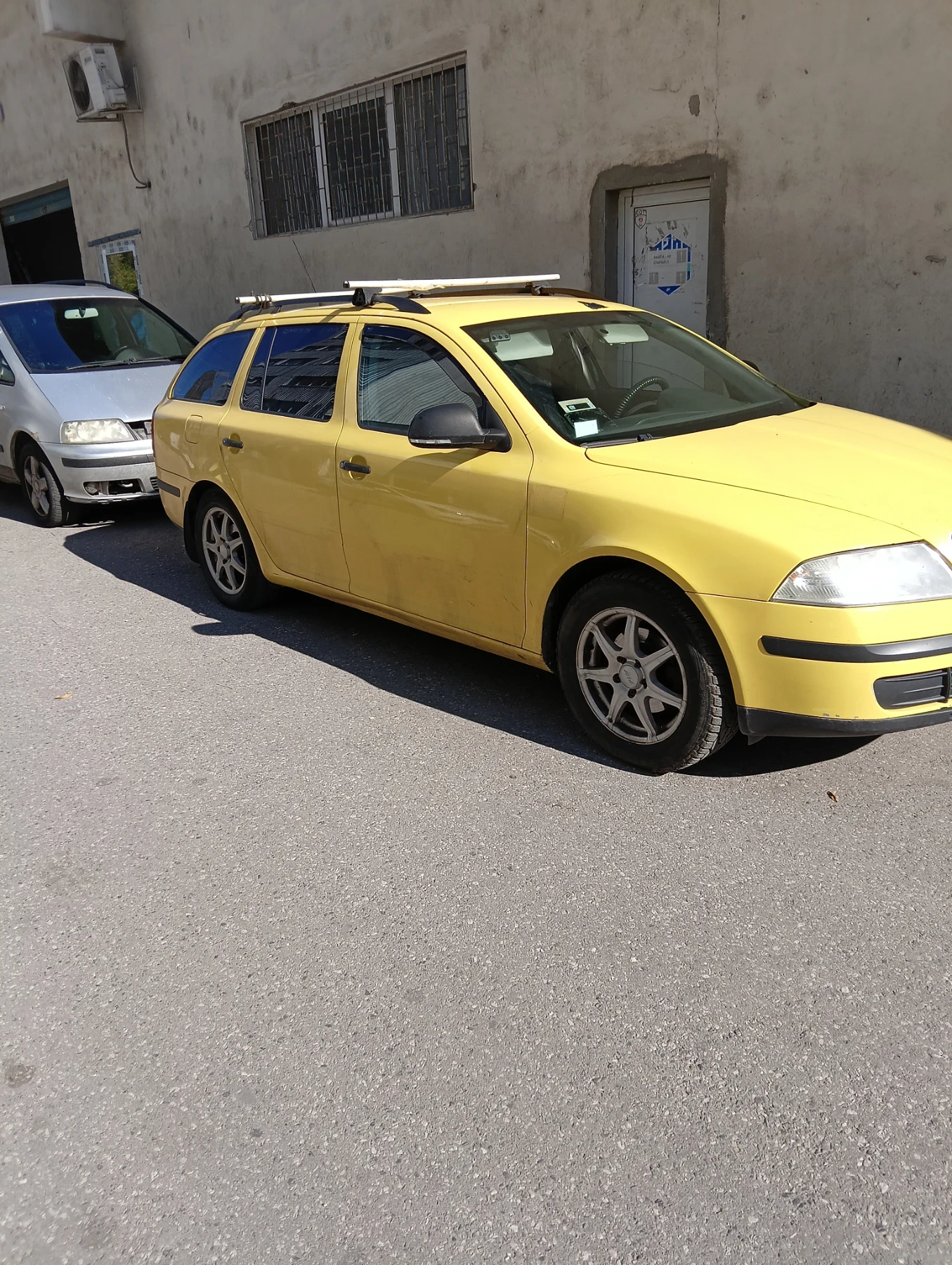 Skoda Octavia  1.6 с газова, снимка 5 - Автомобили и джипове - 55011855