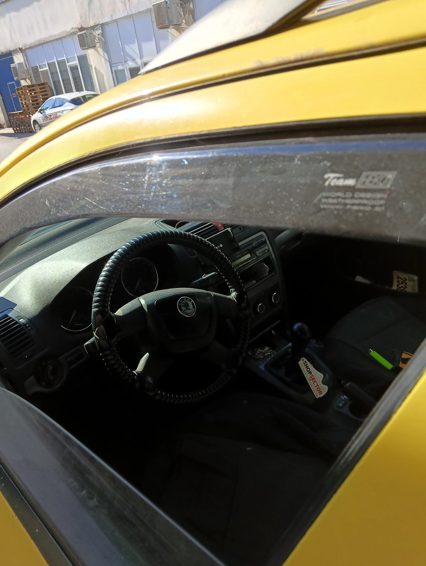 Skoda Octavia  1.6 с газова, снимка 2 - Автомобили и джипове - 55011855