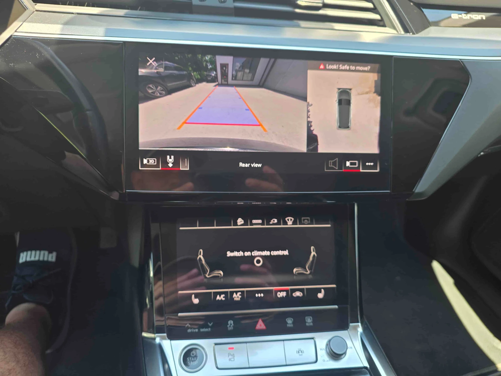 Audi E-Tron Audi e-tron 55 Q ADVANCED MTRX/ACC/HuD/PANO/360/NA, снимка 14 - Автомобили и джипове - 55056409