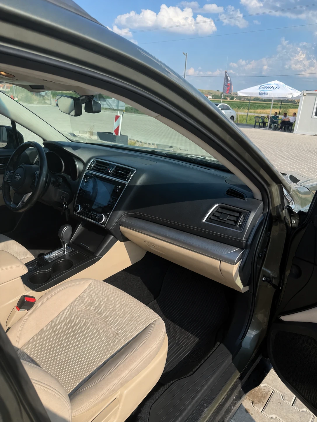 Subaru Outback, снимка 12 - Автомобили и джипове - 55682332