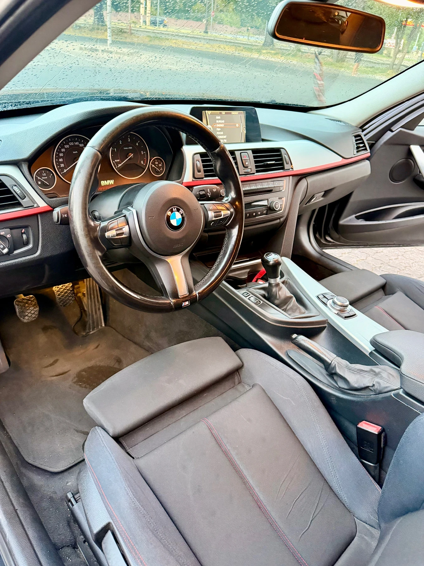BMW 320, снимка 11 - Автомобили и джипове - 55713181