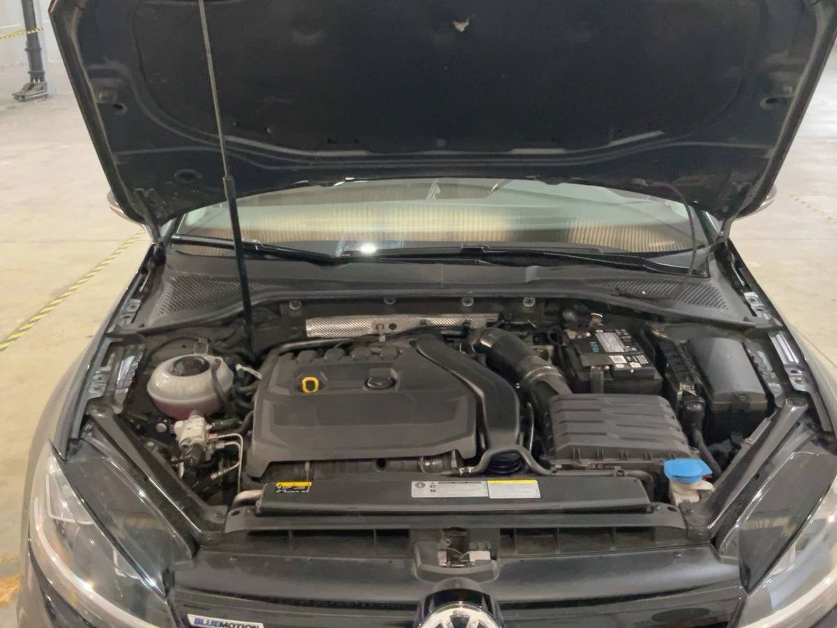 VW Golf VII 1.5 TGI, снимка 5 - Автомобили и джипове - 55829388