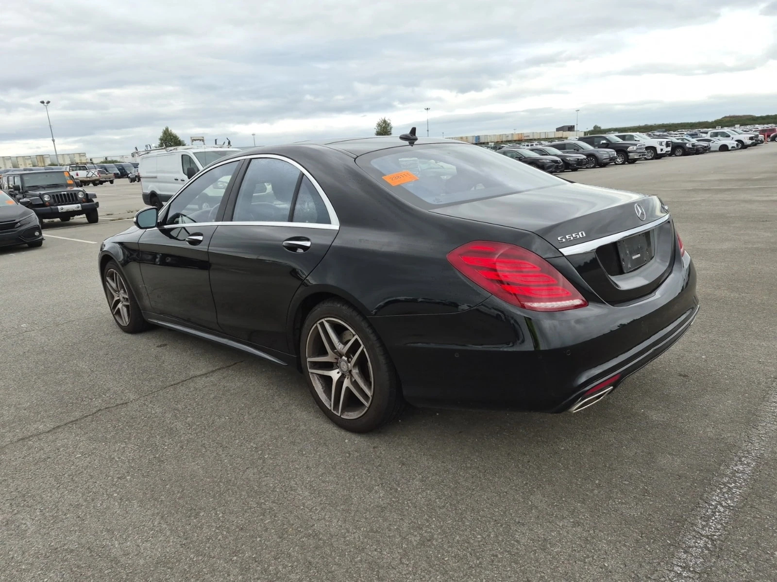 Mercedes-Benz S 550 * ПОДГРЕВ И ОБДУХВАНЕ* DYNAMIC SEATS* KEYLESS* , снимка 4 - Автомобили и джипове - 55995037