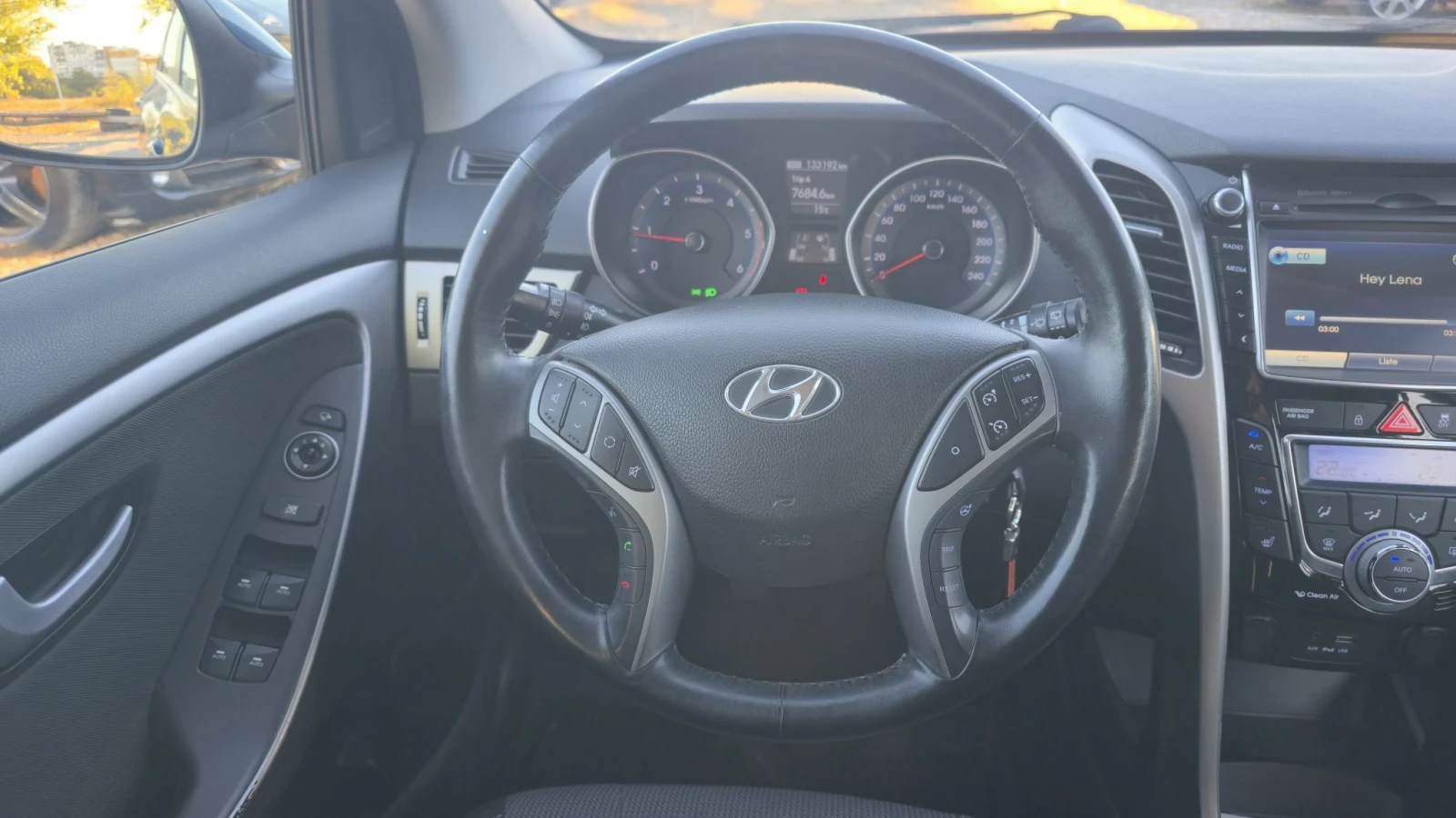Hyundai I30 1.4 CRDi, снимка 8 - Автомобили и джипове - 56637124