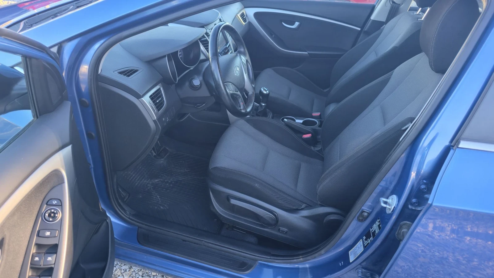 Hyundai I30 1.4 CRDi, снимка 9 - Автомобили и джипове - 56637124