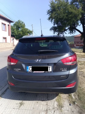     Hyundai IX35 2000