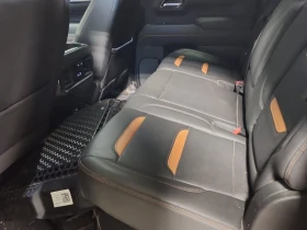 Gmc Sierra * AT4 CREW CAB SHORT BED * CARFAX * БЕЗ ПЪРВОНАЧАЛ, снимка 12