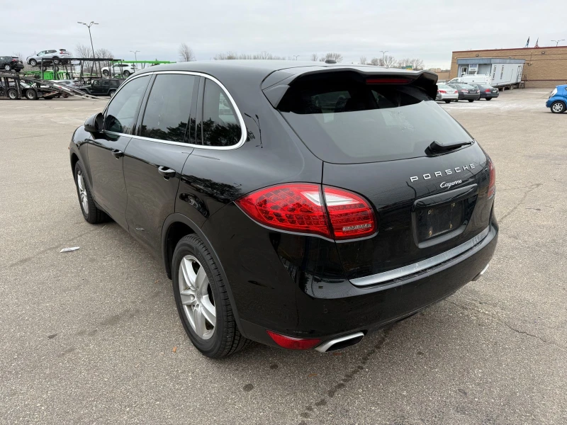 Porsche Cayenne Без щети/Перфектна, снимка 4 - Автомобили и джипове - 48139474