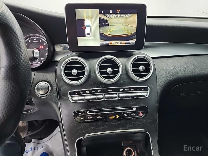 Mercedes-Benz GLC 300, снимка 10 - Автомобили и джипове - 52819486