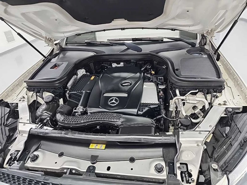 Mercedes-Benz GLC 300, снимка 5 - Автомобили и джипове - 52819486