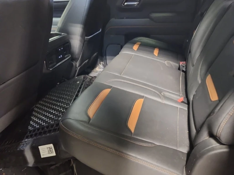 Gmc Sierra * AT4 CREW CAB SHORT BED * CARFAX * БЕЗ ПЪРВОНАЧАЛ, снимка 12 - Автомобили и джипове - 52991768