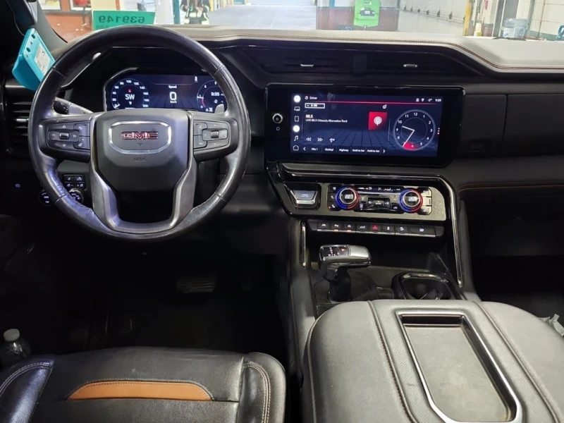 Gmc Sierra * AT4 CREW CAB SHORT BED * CARFAX * БЕЗ ПЪРВОНАЧАЛ, снимка 10 - Автомобили и джипове - 52991768