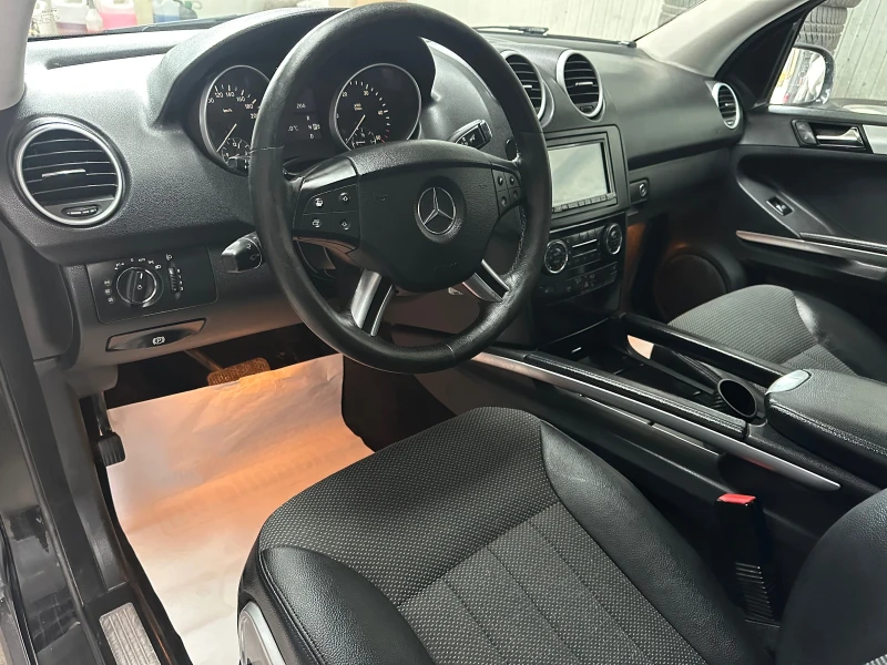Mercedes-Benz ML 320 CDI 4 Matic, снимка 11 - Автомобили и джипове - 53053541