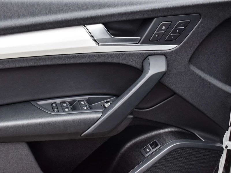 Audi Q5 * S Line quattro Premium Plus * CARFAX * БЕЗ ПЪРВО, снимка 14 - Автомобили и джипове - 53145631