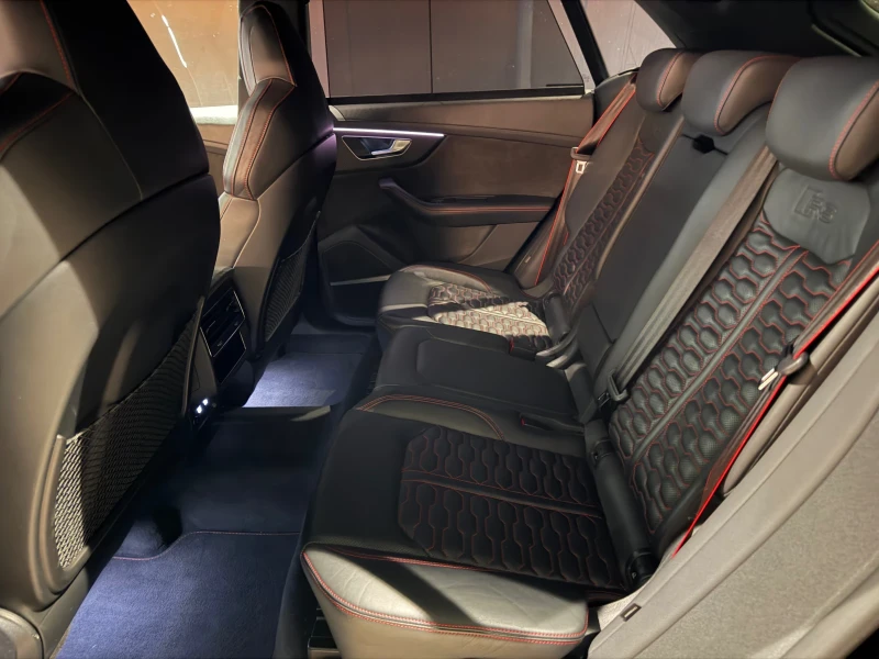 Audi RSQ8, снимка 7 - Автомобили и джипове - 53590765