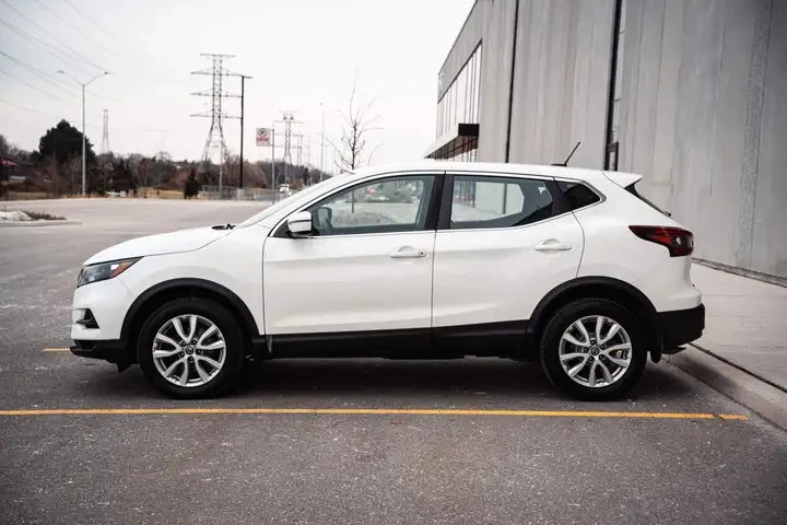 Nissan Qashqai, снимка 4 - Автомобили и джипове - 53993529