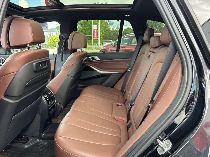 BMW X5 * xDrive40i * ВЪЗДУХ * PANO * ОПЦИЯ ЗА ФИНАНСИРАНЕ, снимка 13 - Автомобили и джипове - 54983200