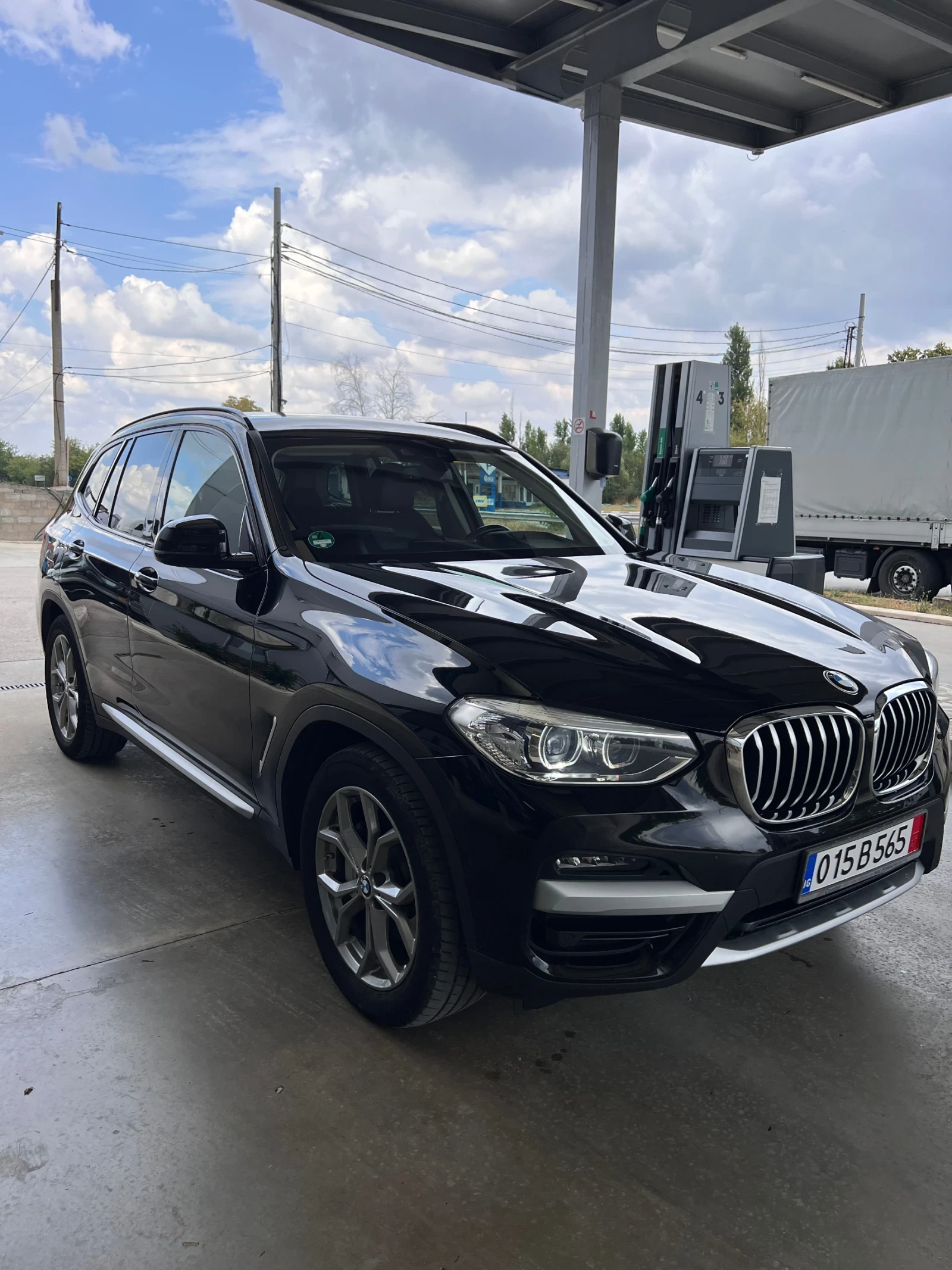 BMW X3 Xdrive plugin hybrid X-line M - изображение 2