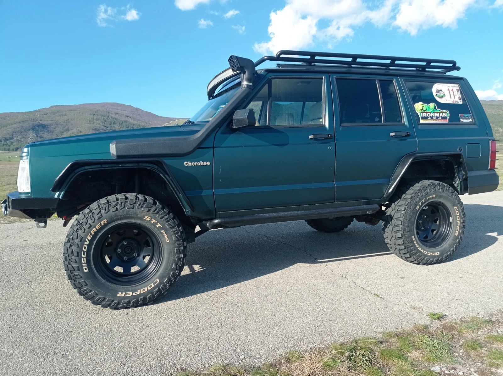 Jeep Cherokee 2.5i - изображение 4