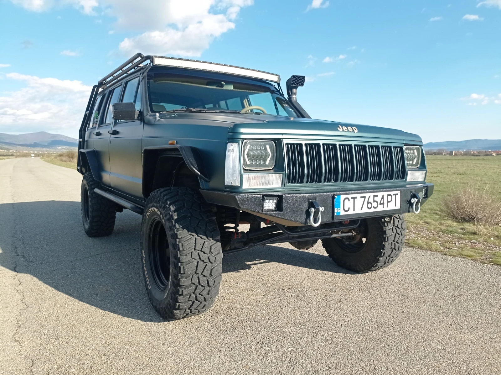 Jeep Cherokee 2.5i - изображение 7
