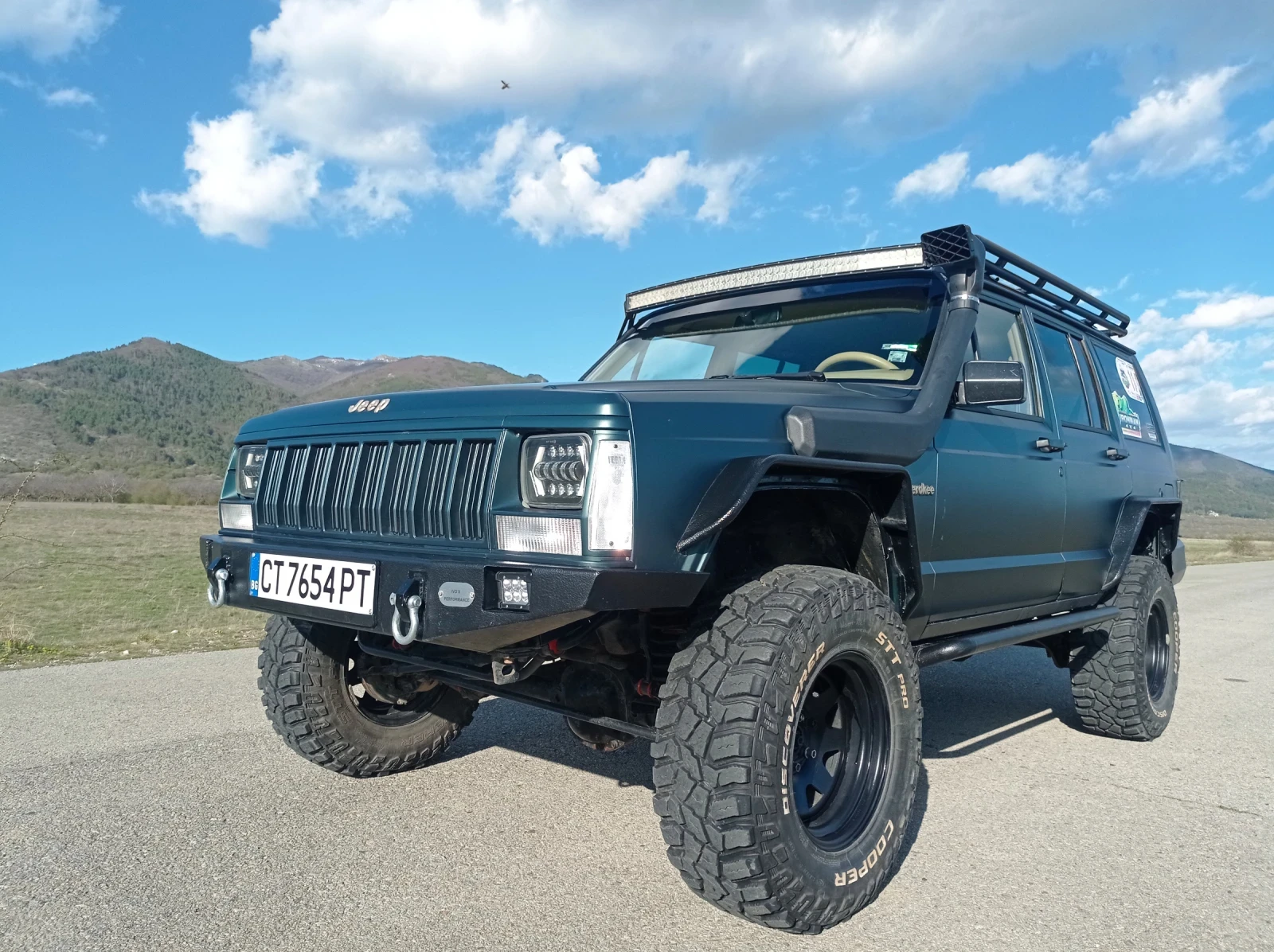 Jeep Cherokee 2.5i - изображение 3