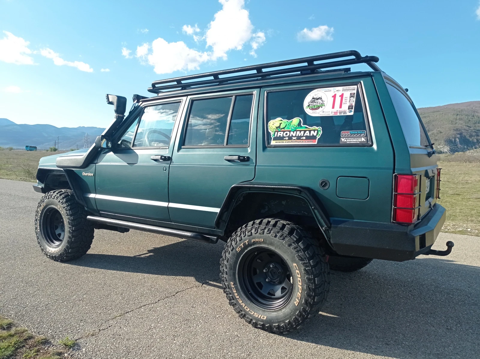 Jeep Cherokee 2.5i - изображение 5