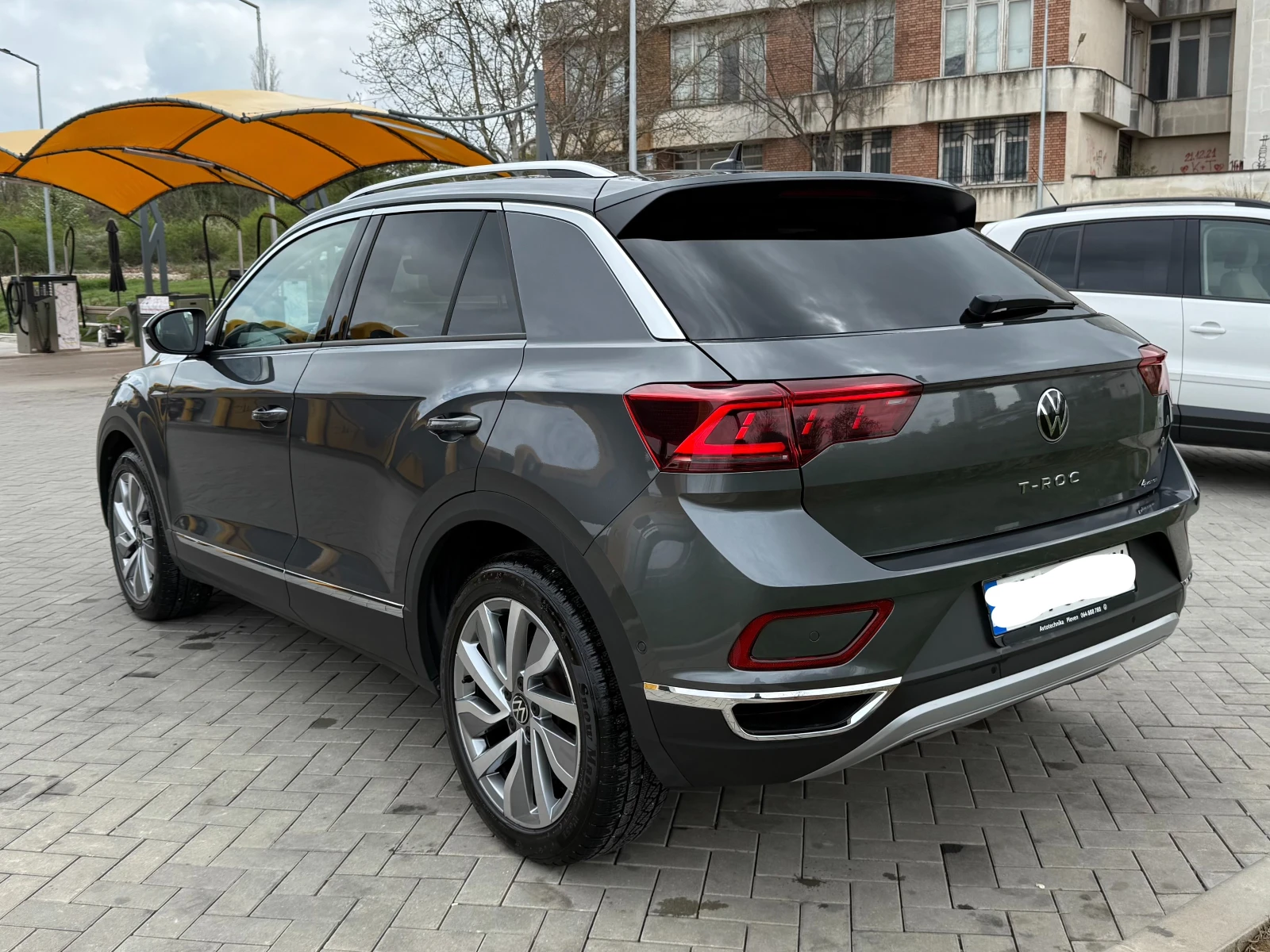 VW T-Roc Sport 2.0 TSI OPF 4MOTION DSG - изображение 5